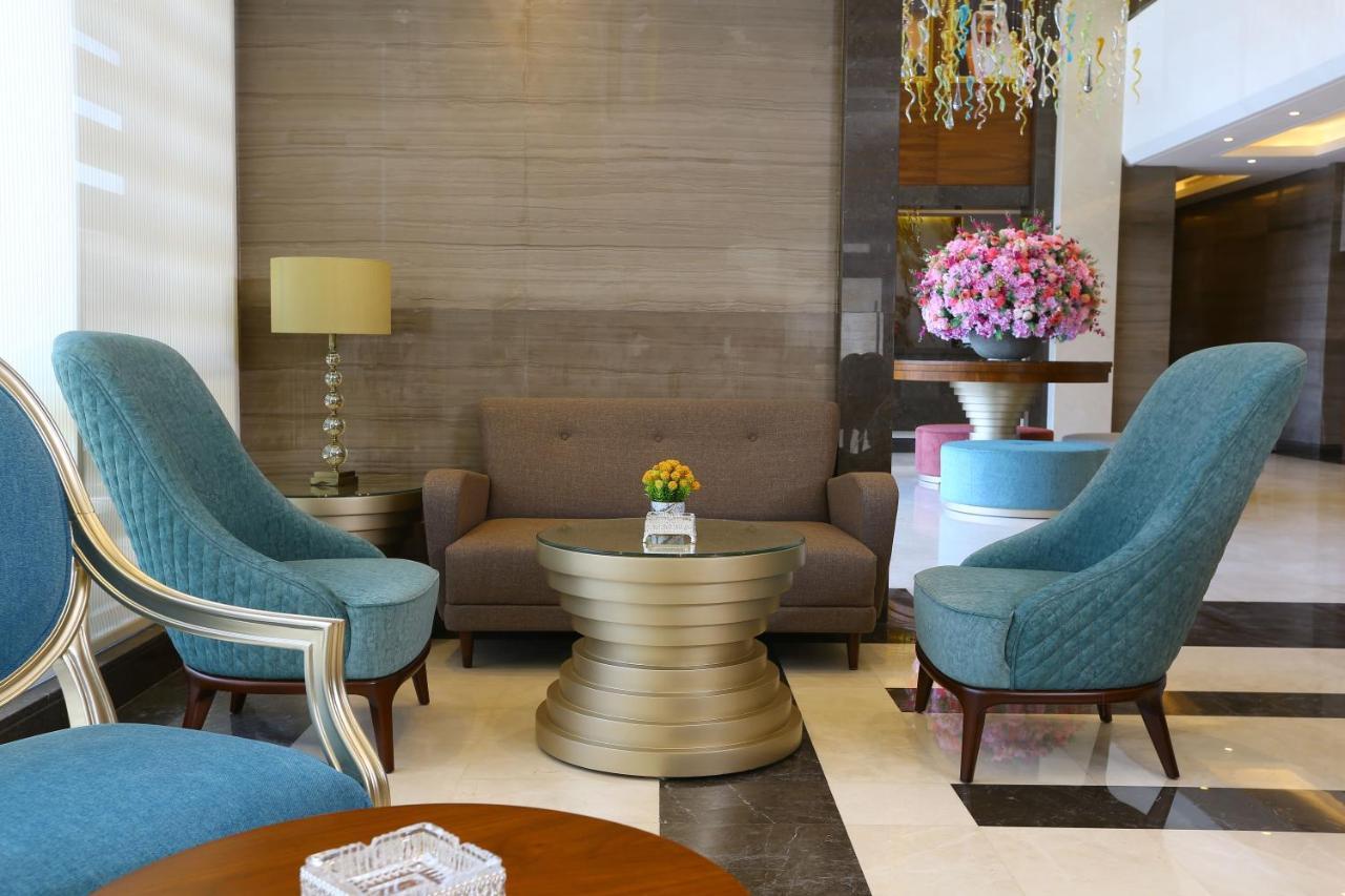 Weekend Hotel Sari 吉达 外观 照片