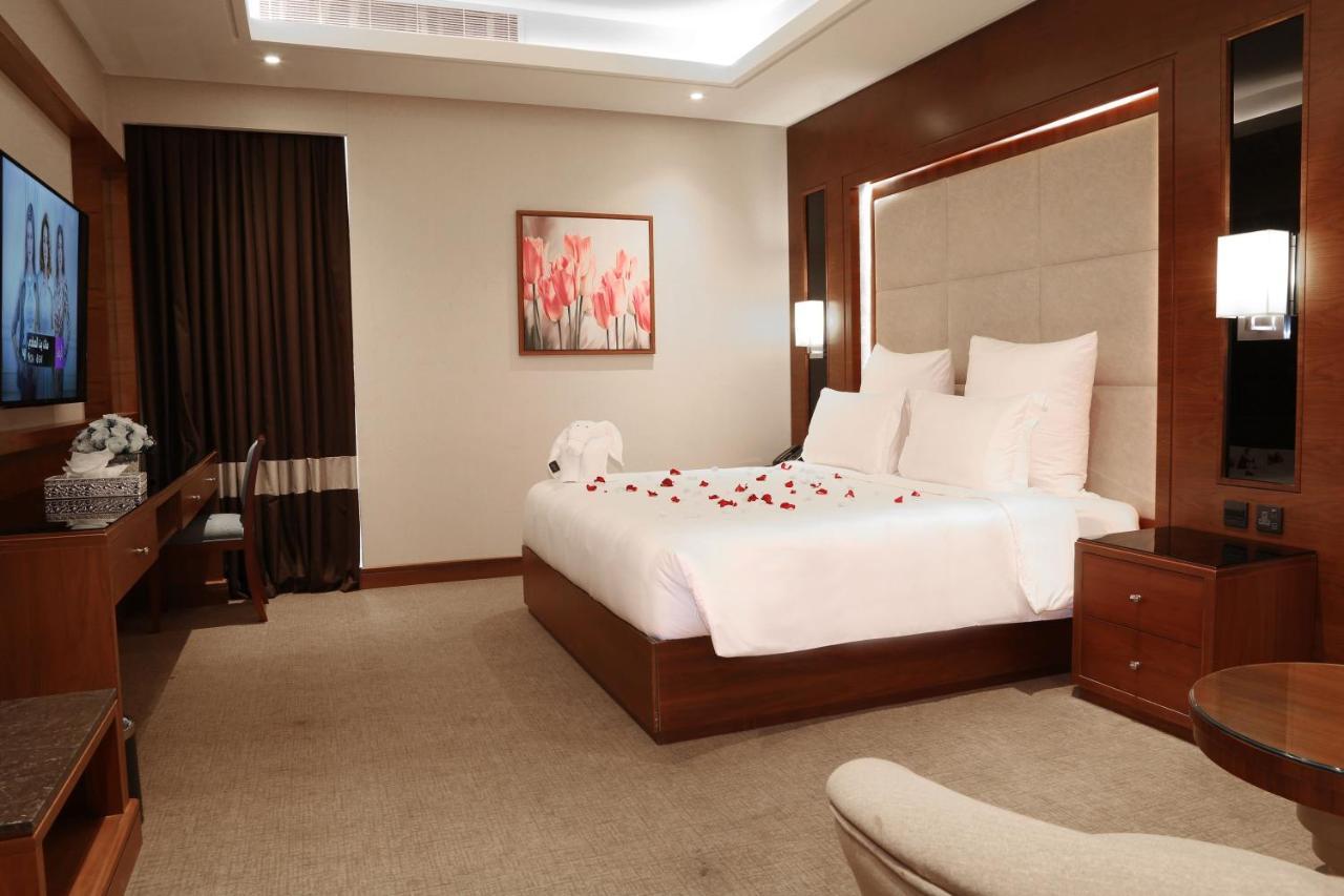 Weekend Hotel Sari 吉达 外观 照片