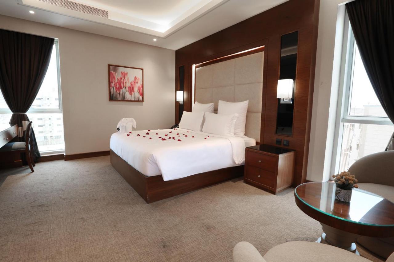 Weekend Hotel Sari 吉达 外观 照片